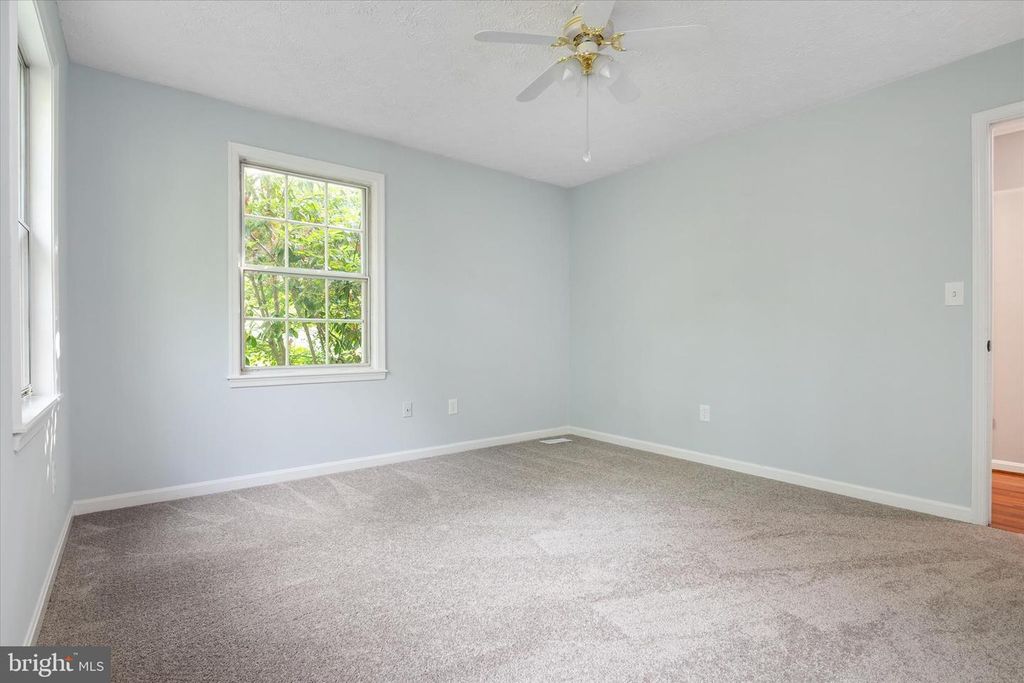 Image 25 of property listing at 1647 HOMEWOOD RD, Annapolis, MD 21409