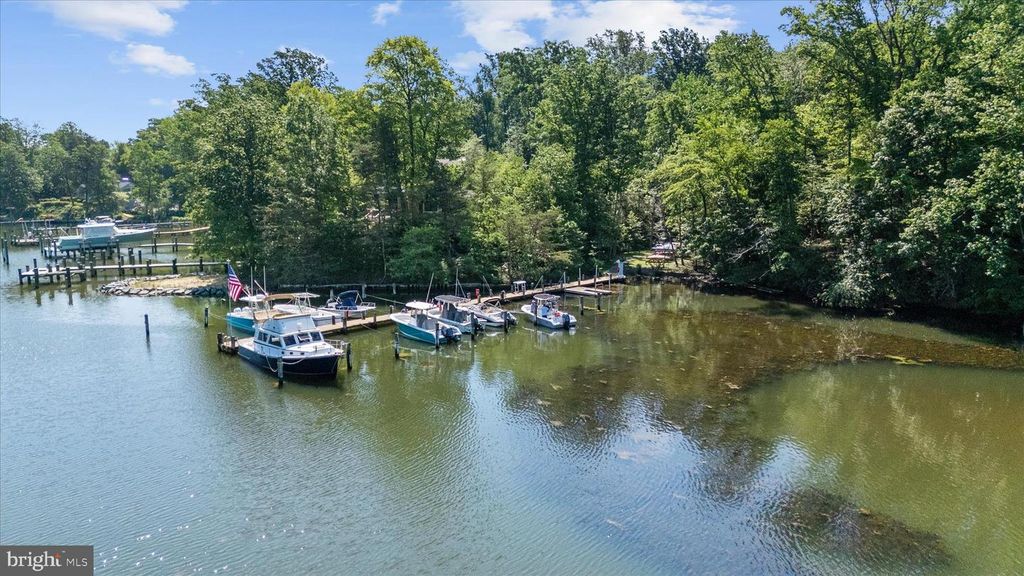 Image 38 of property listing at 1647 HOMEWOOD RD, Annapolis, MD 21409