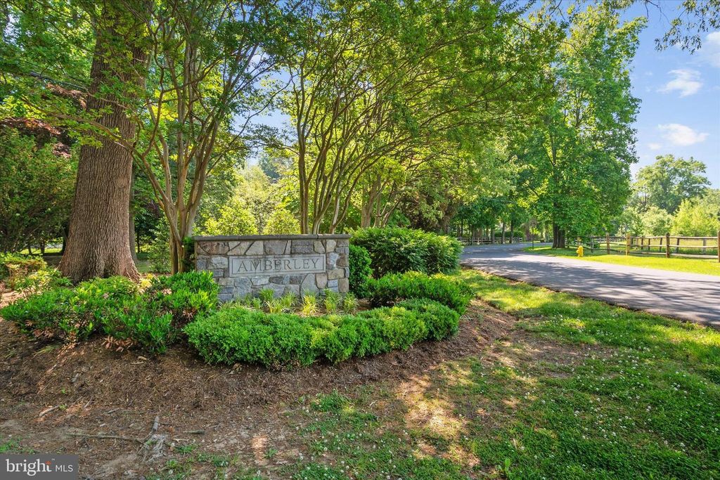 Image 39 of property listing at 1647 HOMEWOOD RD, Annapolis, MD 21409