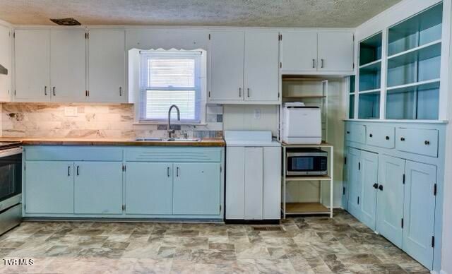 1427 Highway 93, Fall Branch, TN 37656