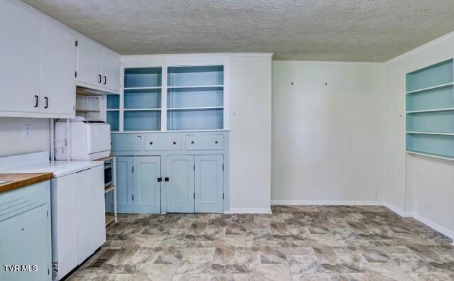 1427 Highway 93, Fall Branch, TN 37656