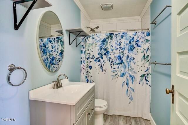 1427 Highway 93, Fall Branch, TN 37656