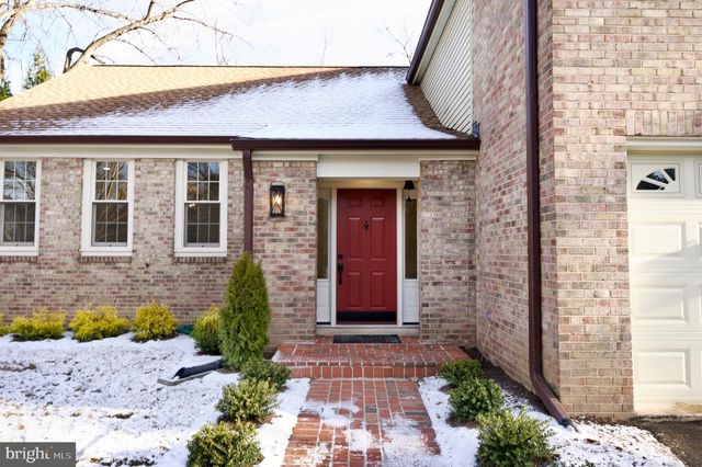 12453 WENDELL HOLMES RD, Herndon, VA 20171