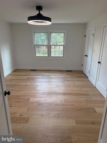 12453 WENDELL HOLMES RD, Herndon, VA 20171