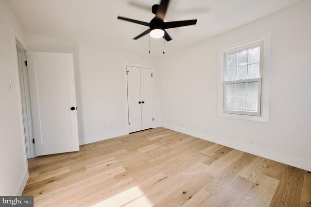 12453 WENDELL HOLMES RD, Herndon, VA 20171