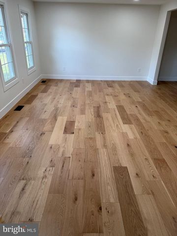 12453 WENDELL HOLMES RD, Herndon, VA 20171