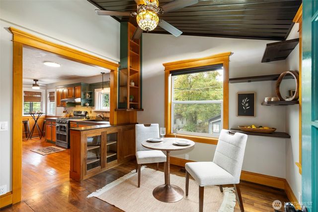 2010 Shamrock Drive NW, Bremerton, WA 98312