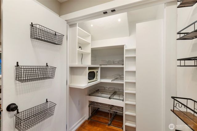 2010 Shamrock Drive NW, Bremerton, WA 98312