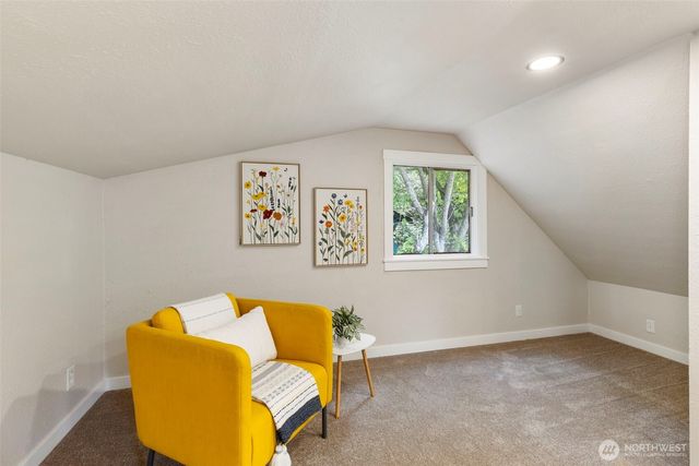 2010 Shamrock Drive NW, Bremerton, WA 98312