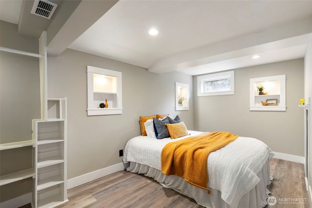 2010 Shamrock Drive NW, Bremerton, WA 98312