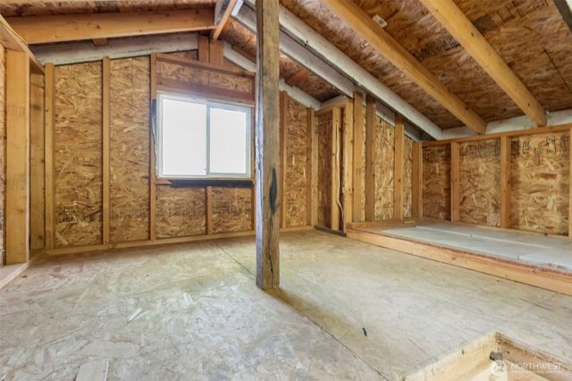 2010 Shamrock Drive NW, Bremerton, WA 98312