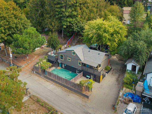 2010 Shamrock Drive NW, Bremerton, WA 98312