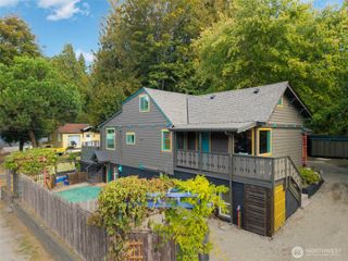 2010 Shamrock Drive NW, Bremerton, WA 98312