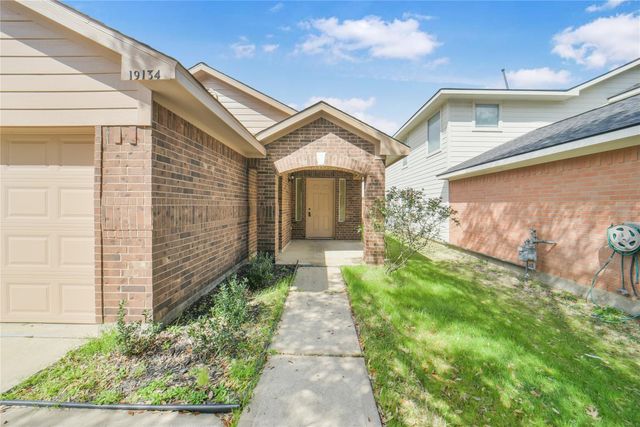 19134 S Whimsey Drive S, Cypress, TX 77433