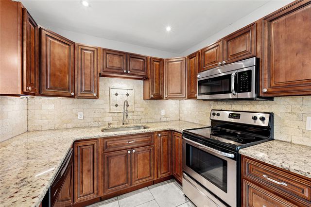 5345 38TH AVENUE N, St Petersburg, FL 33710