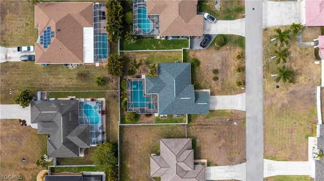 1814 SW 22nd TER, Cape Coral, FL 33991