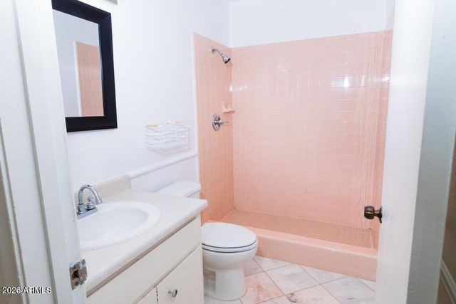 320 E ELLIS Drive, Tempe, AZ 85282