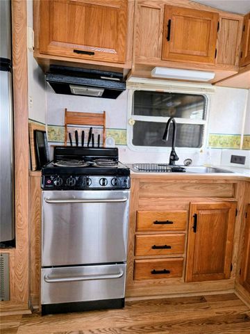 39249 NANIAN DRIVE, Zephyrhills, FL 33542