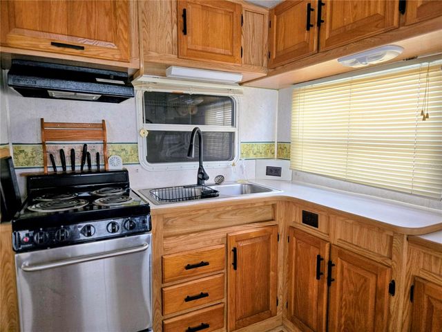 39249 NANIAN DRIVE, Zephyrhills, FL 33542