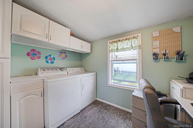 3114 Connecticut Avenue, Medford, NY 11763