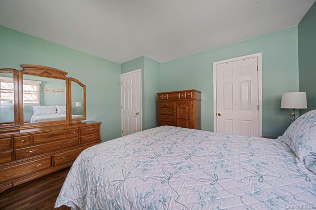 3114 Connecticut Avenue, Medford, NY 11763