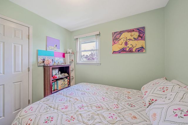 3114 Connecticut Avenue, Medford, NY 11763