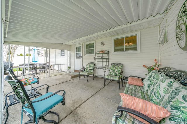 3114 Connecticut Avenue, Medford, NY 11763