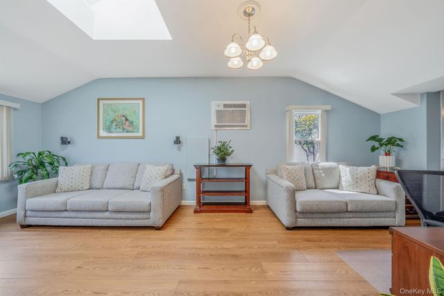 3114 Connecticut Avenue, Medford, NY 11763