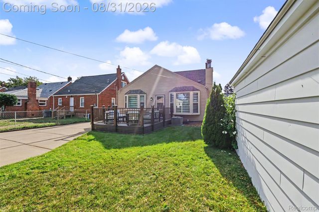 546 Nightingale Street, Dearborn, MI 48128