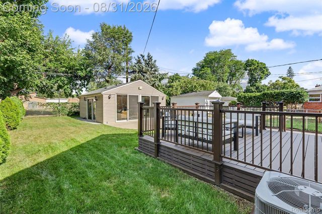 546 Nightingale Street, Dearborn, MI 48128