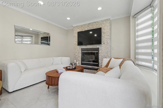 546 Nightingale Street, Dearborn, MI 48128