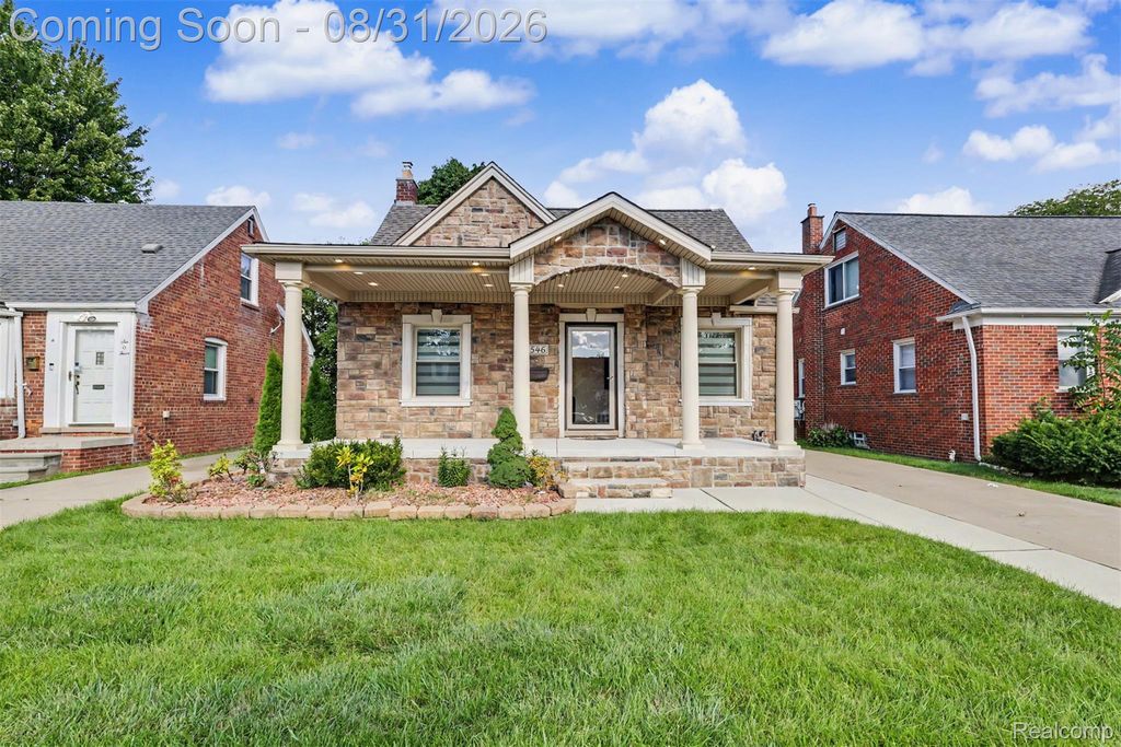 546 Nightingale Street, Dearborn, MI 48128