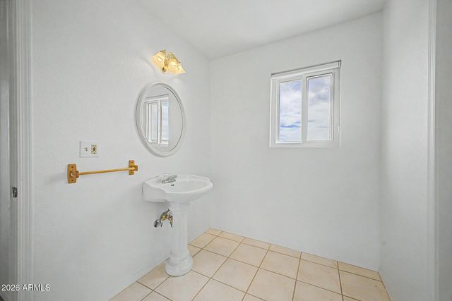 460 N PAPAGO Place, Tombstone, AZ 85638
