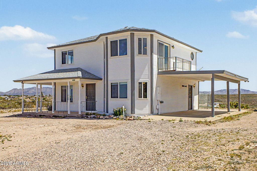 460 N PAPAGO Place, Tombstone, AZ 85638