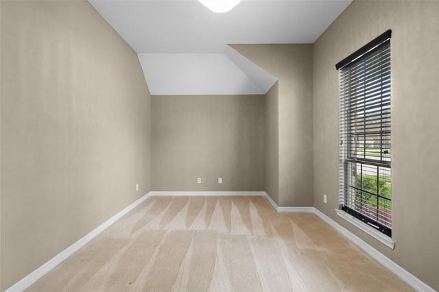 2102 Rolling Fog Drive, Pearland, TX 77584