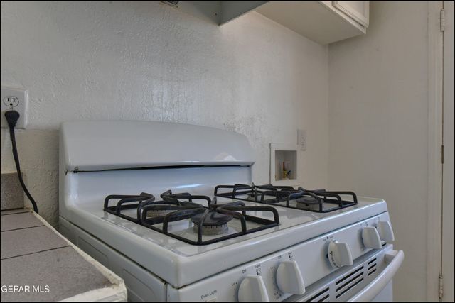 9402 MONTGOMERY Drive, El Paso, TX 79924