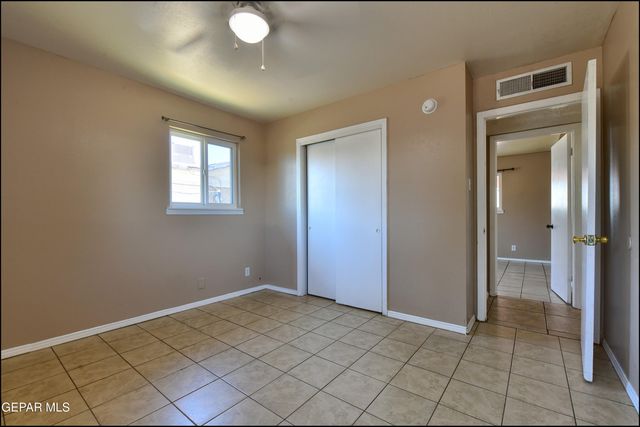 9402 MONTGOMERY Drive, El Paso, TX 79924