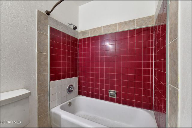 9402 MONTGOMERY Drive, El Paso, TX 79924