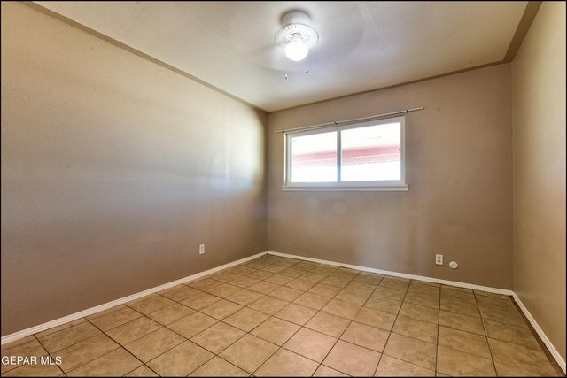 9402 MONTGOMERY Drive, El Paso, TX 79924