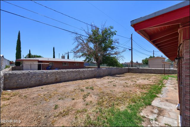9402 MONTGOMERY Drive, El Paso, TX 79924
