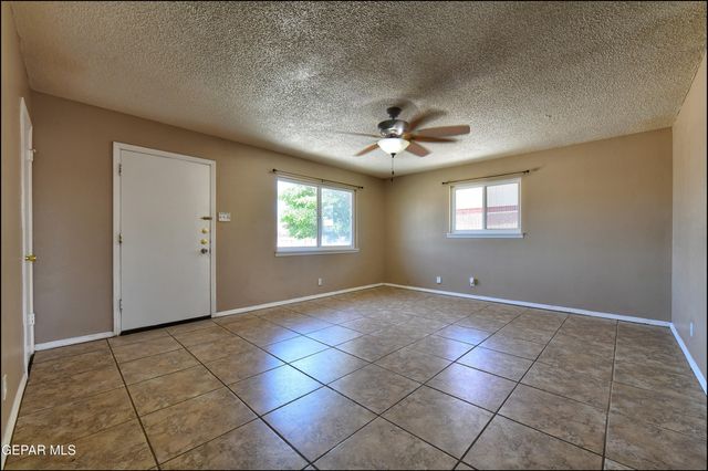9402 MONTGOMERY Drive, El Paso, TX 79924