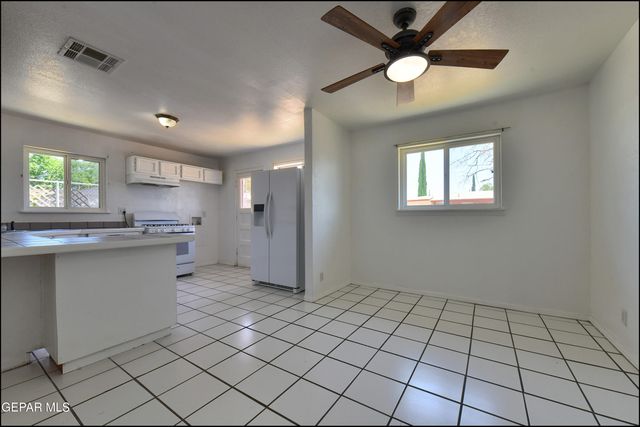 9402 MONTGOMERY Drive, El Paso, TX 79924