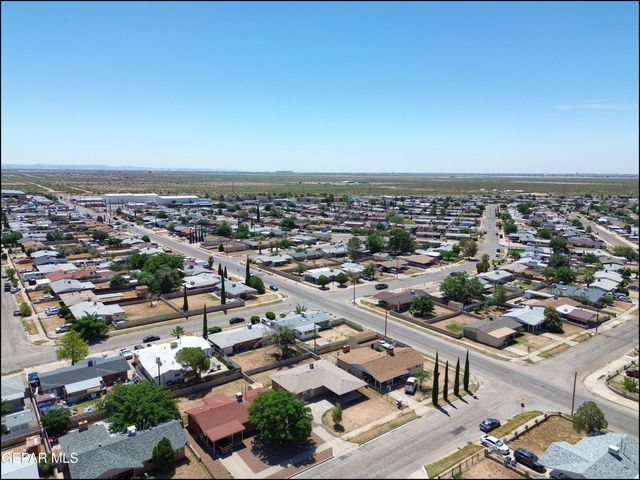 9402 MONTGOMERY Drive, El Paso, TX 79924