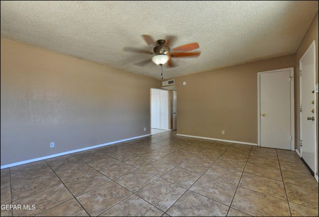 9402 MONTGOMERY Drive, El Paso, TX 79924