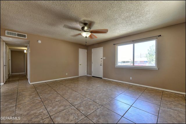 9402 MONTGOMERY Drive, El Paso, TX 79924