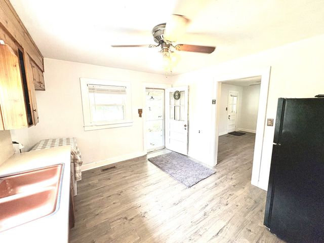 1804 Highway 52, E, Portland, TN 37148