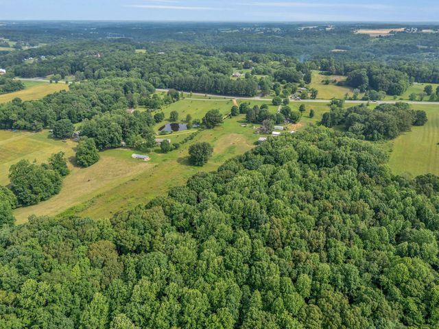1804 Highway 52, E, Portland, TN 37148