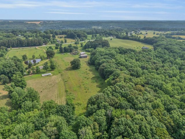 1804 Highway 52, E, Portland, TN 37148