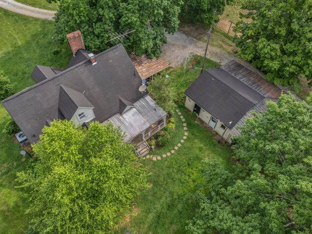 1804 Highway 52, E, Portland, TN 37148