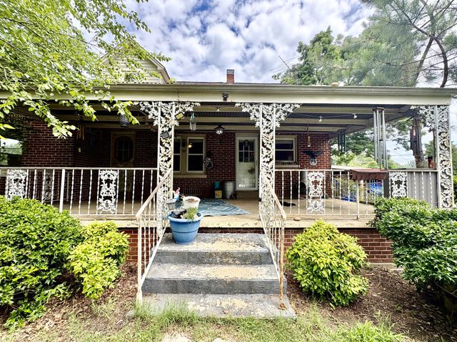 1804 Highway 52, E, Portland, TN 37148